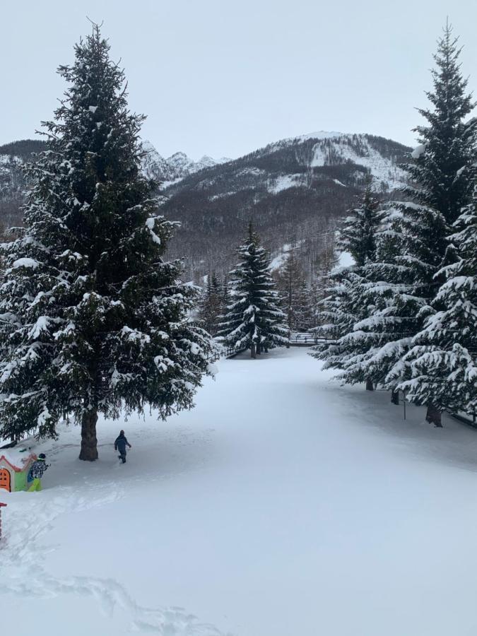 Hotel Casa Guigas à Pragelato Extérieur photo