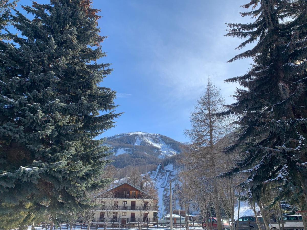 Hotel Casa Guigas à Pragelato Extérieur photo